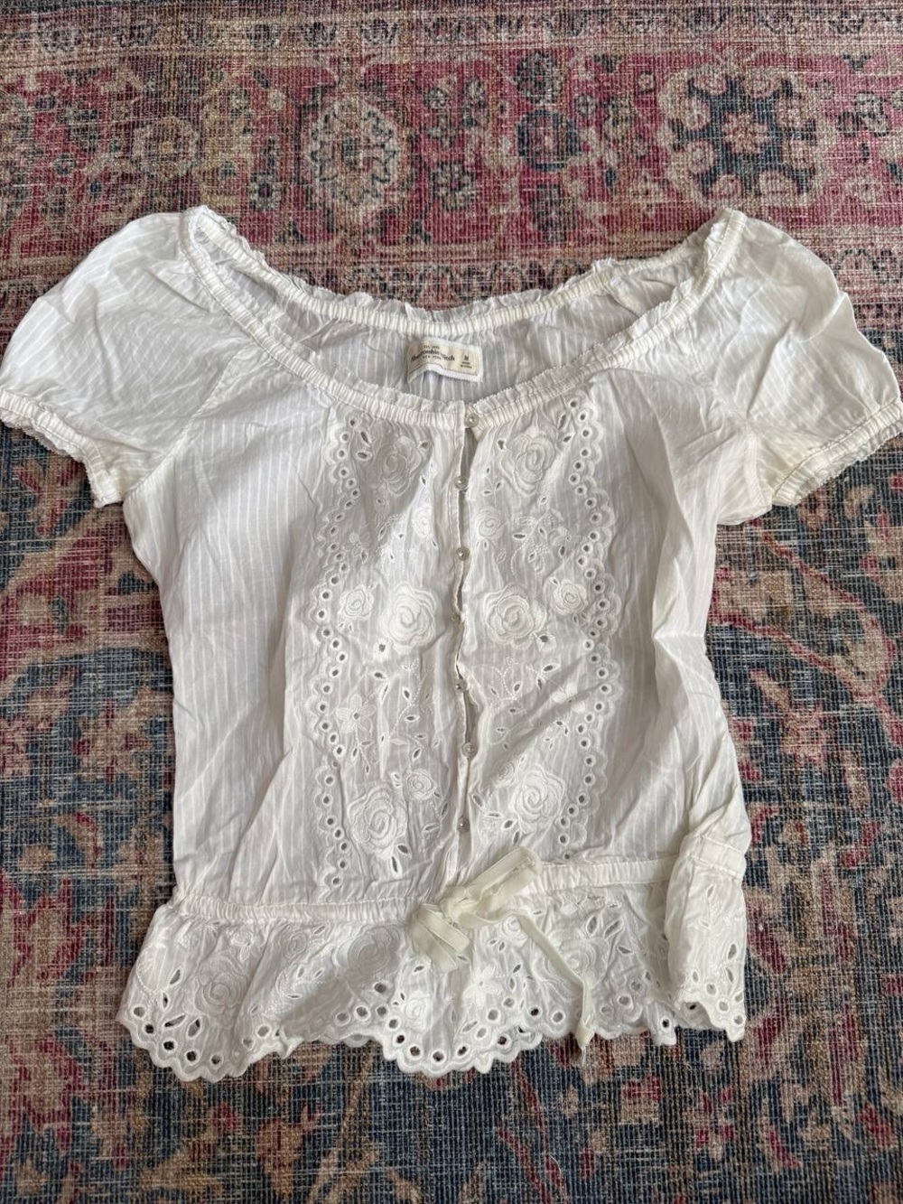 Abercrombie & Fitch White Eyelet Peasant Blouse